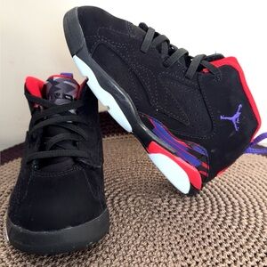 Jordan Kids Black and Red Sneakers